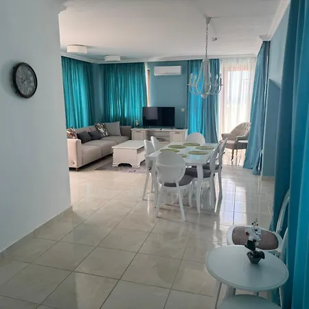 Fenix Complex 公寓式酒店 圣弗拉斯